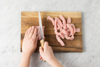 HÄHNCHEN VORBEREITEN