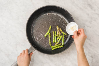 SPARGELSPITZEN BRATEN