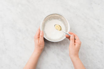 FÜR DEN FRISCHKÄSE