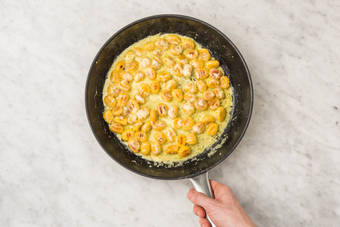 GNOCCHI FERTIGSTELLEN