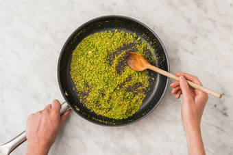 FÜR DIE ZITRONENBRÖSEL