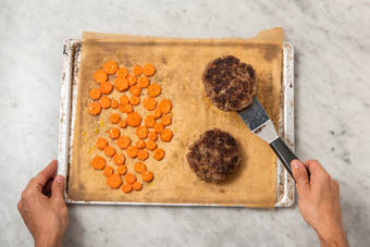 Frikadellen formen & braten