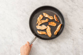 COOK CHICKEN TENDERS