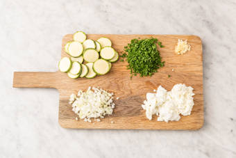 Preparing vegetables