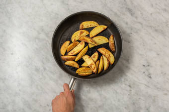 Kartoffelecken zubereiten