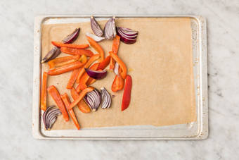 FÜR DAS OFENGEMÜSE