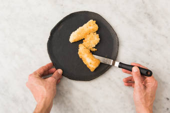 FISCHSTÄBCHEN BRATEN