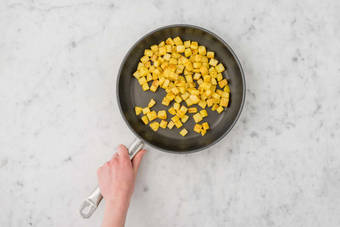 KARTOFFELWÜRFEL BRATEN