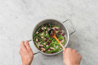 BOHNEN FERTIGSTELLEN