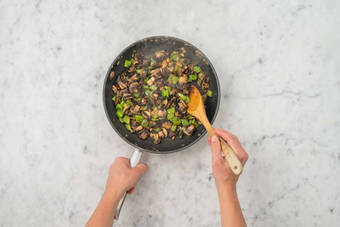 Ajouter les légumes