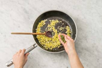 Make the Herby Crumb