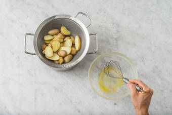 Faire la vinaigrette