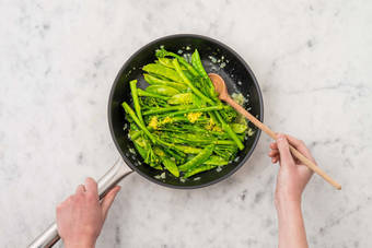 Étuver les légumes