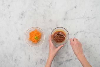 Make the spicy sauce