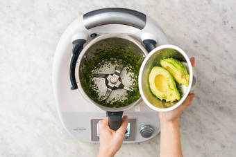 Guacamole zubereiten