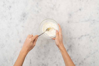 Make lemon-garlic toum