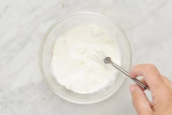 Make Feta Sauce