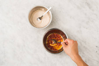 Préparez les sauces