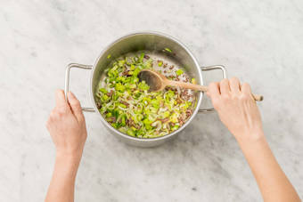 Bacon & Gemüse anbraten