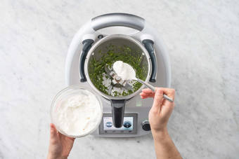 Raita-Dip zubereiten