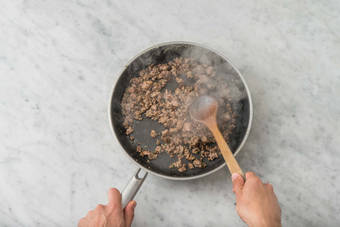 Cook rigatoni and start sauce