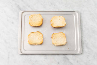 Toast buns and assemble