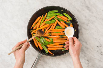 Cuire les légumes à la poêle