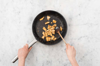 Vegetarische kip bakken