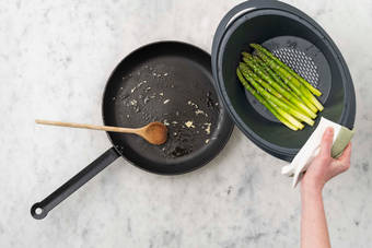 Spargel braten & Soße kochen