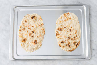 Toast naan