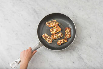 Halloumi anbraten