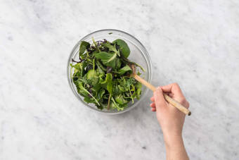 Make salad