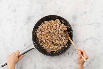 Cook pork and veggies