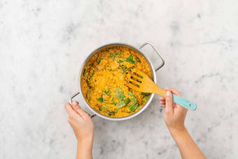 Risotto fertigstellen