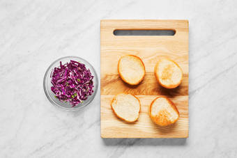 Make Slaw & Toast Buns