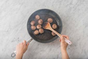 Cook the Meatballs