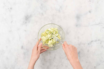 Hirtenkäse hinzufügen