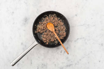 Cuire la viande hachée