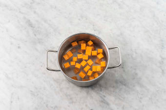 Zoete aardappel koken