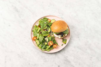 Toast buns and serve