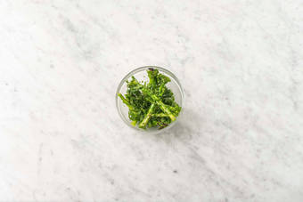 Prep and cook broccolini