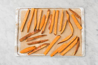 Süßkartoffel backen