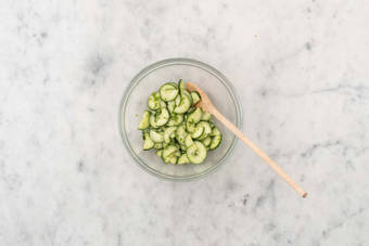 Cuire l'escalope panée végétarienne