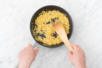 Préparer l'orzo