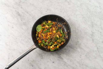 Linsengemüse vollenden