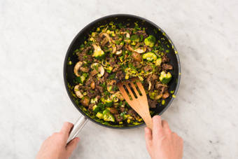 Cuire le bœuf haché