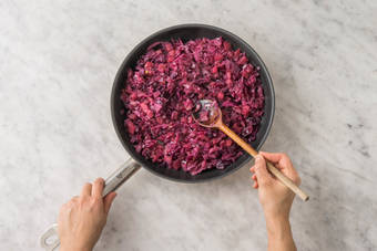 Faire mijoter le chou