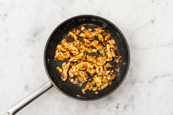 Cuire à la sauteuse