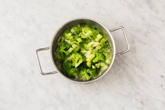 Cuire le brocoli