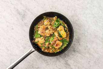 Braise chicken and veggies